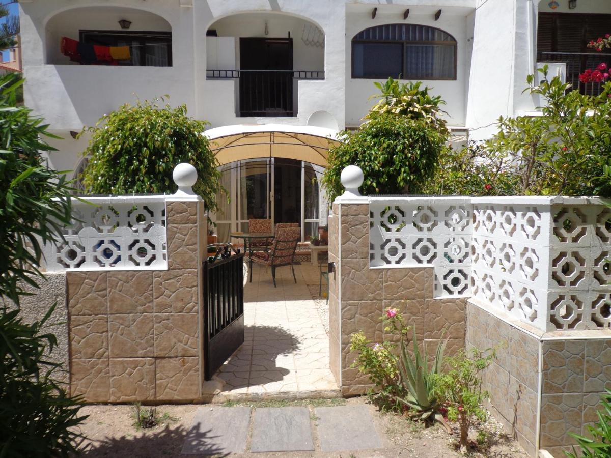 Duplex Calas Blancas Torrevieja Eksteriør billede